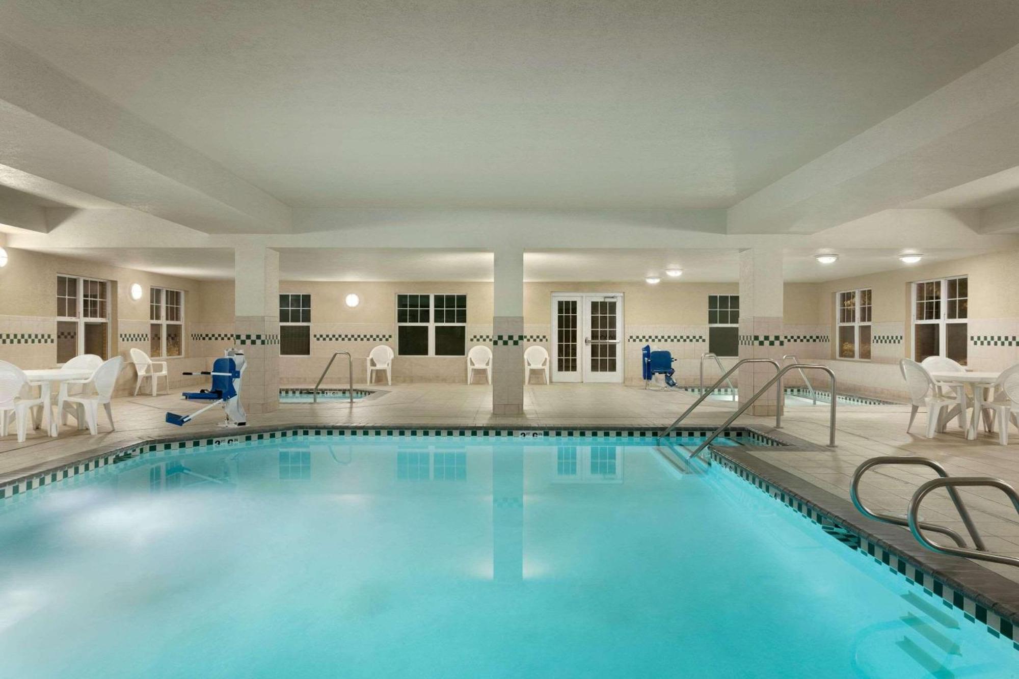 Country Inn & Suites By Radisson, Boise West - Meridian Zewnętrze zdjęcie